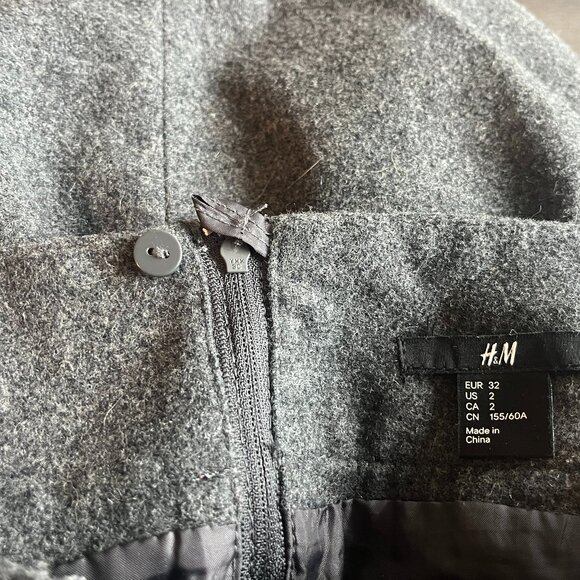 Grey Mini Skirt - H&M - Picture 3 of 5